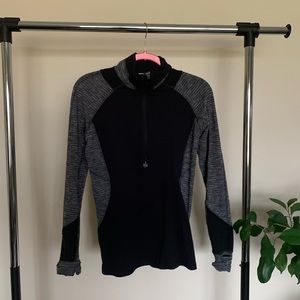 LuluLemon quarter zip / size 8
